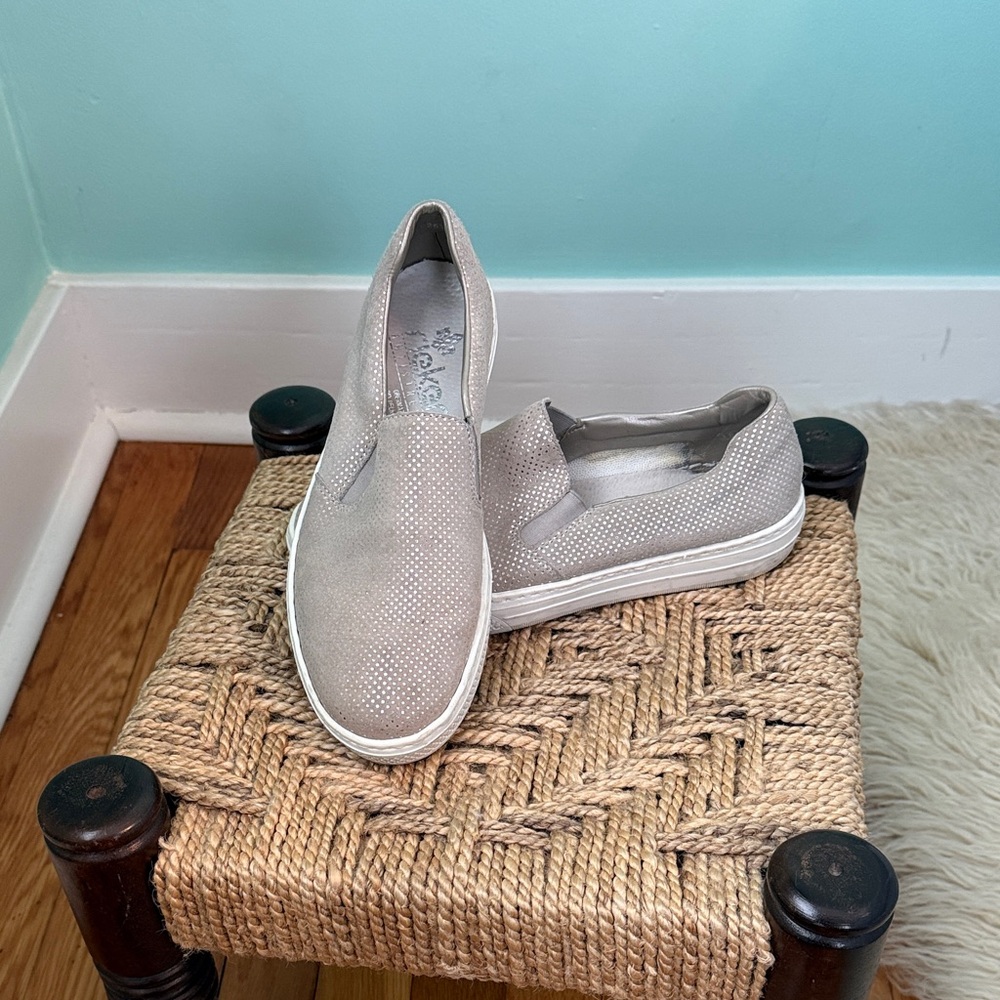 Rieker Women's Gray/Silver Slip-On Sneakers